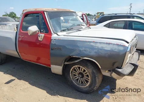 1991 Dodge D-Series D200/D250 z USA, uszkodzony, nr VIN 1B7KE26C4MS362723